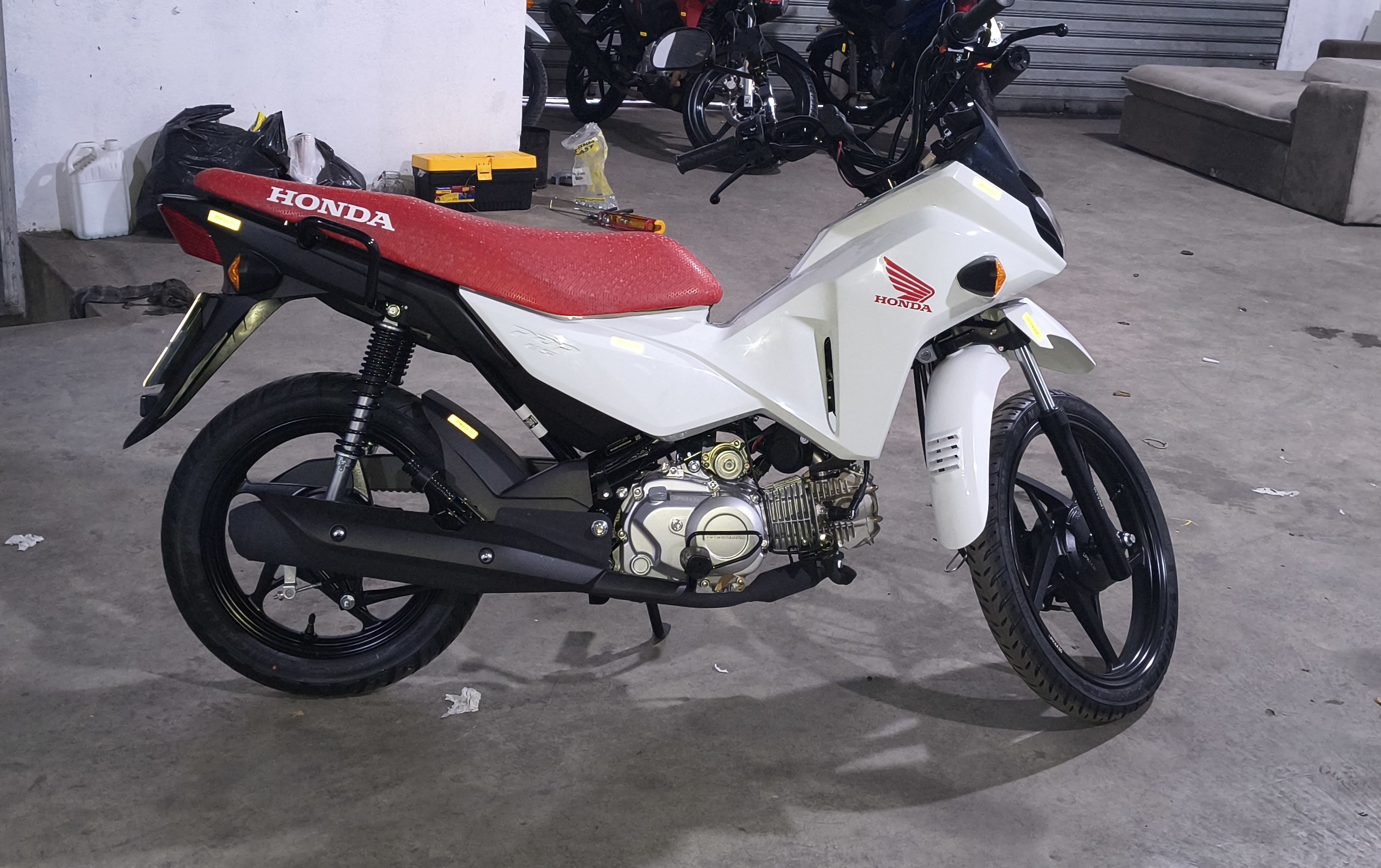 HONDA BIZ 110I